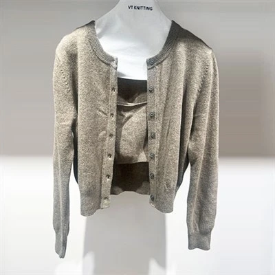 Set áo crop top và áo cardigan